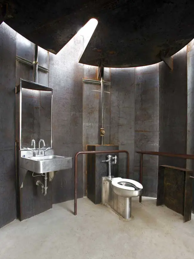 http://www.e-architect.co.uk/images/jpgs/america/public_restroom_mr110908_pistondesign1.jpg