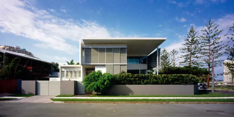http://www.e-architect.co.uk/images/jpgs/australia/main_beach_house_ing300609_sb2.jpg