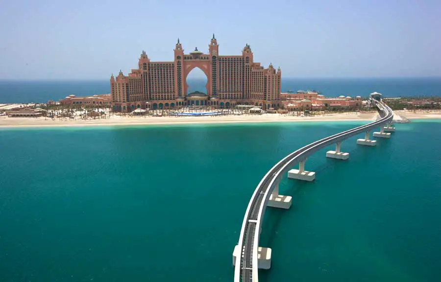 Atlantis Hotel, The Palm, Dubai, UAE 2008. Location: Palm Jumeirah (man-made 