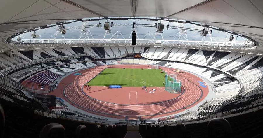 london_olympic_stadium_r220612_lo.jpg
