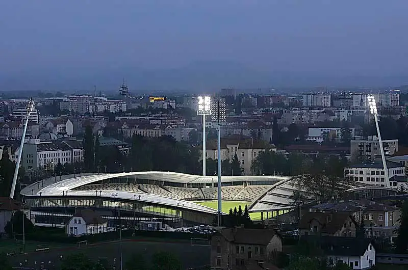 football_stadium_maribor_ofisarhitekti150608_1.jpg