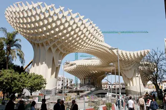 http://www.e-architect.co.uk/images/jpgs/spain/seville_metropol_parasol_j170311_iy1.jpg