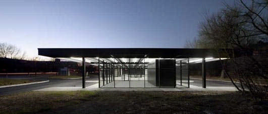 Mies van der Rohe gas station on Nuns Island, Montreal by Les architectes FABG