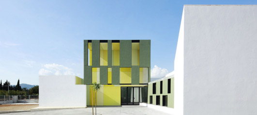Consell Kindergarten Building - Spanish Architecture